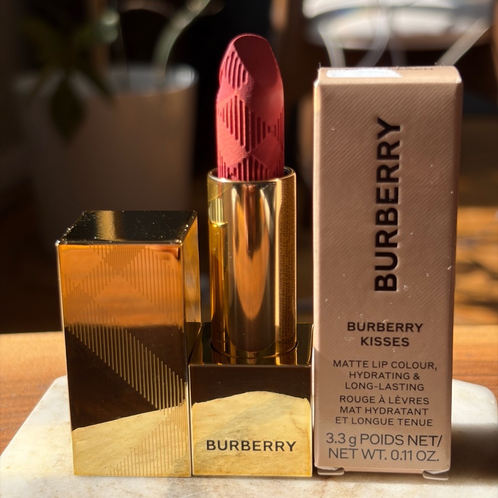 Burberry Kisses Matte Lipstick - 15 Matte Deep Peach
